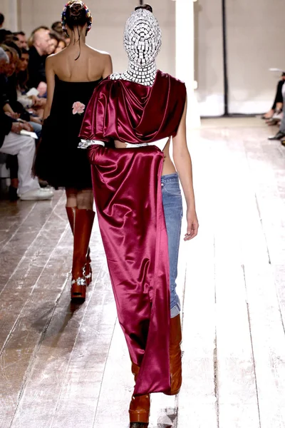 Look 6